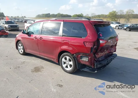 2017 Toyota Sienna Le 8 Passenger из США, поврежденный, VIN 5TDKZ3DC7HS845991